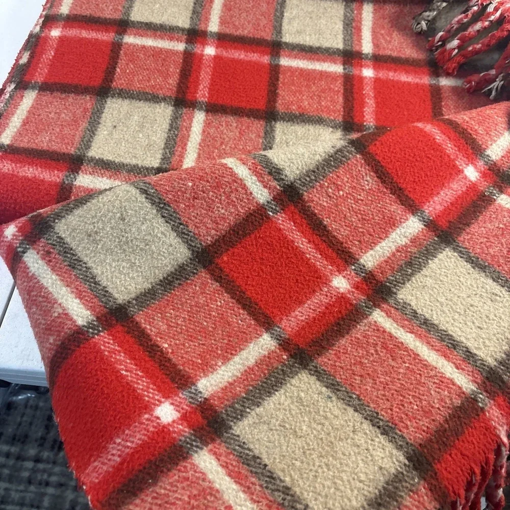 Plaid Reversible Throw Blanket Red Tan THICK Poly‎ Blend Camp Cottage 60x80